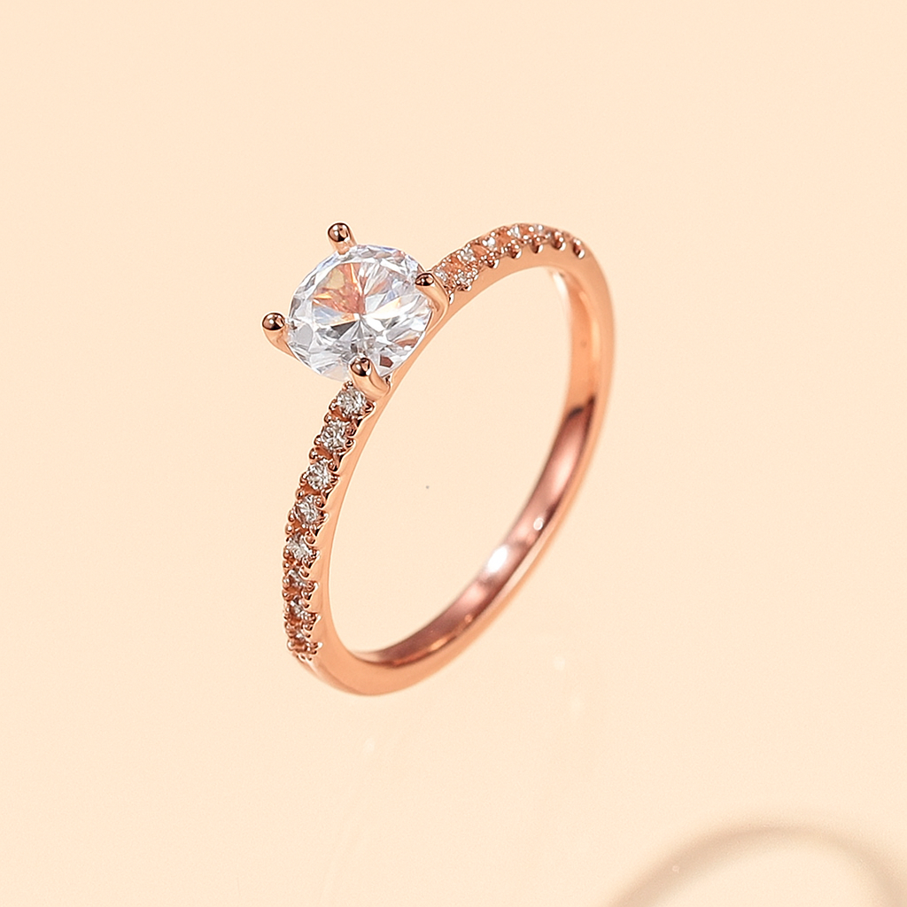 Elegant Minimalist Four-Claw Zirconia Engagement