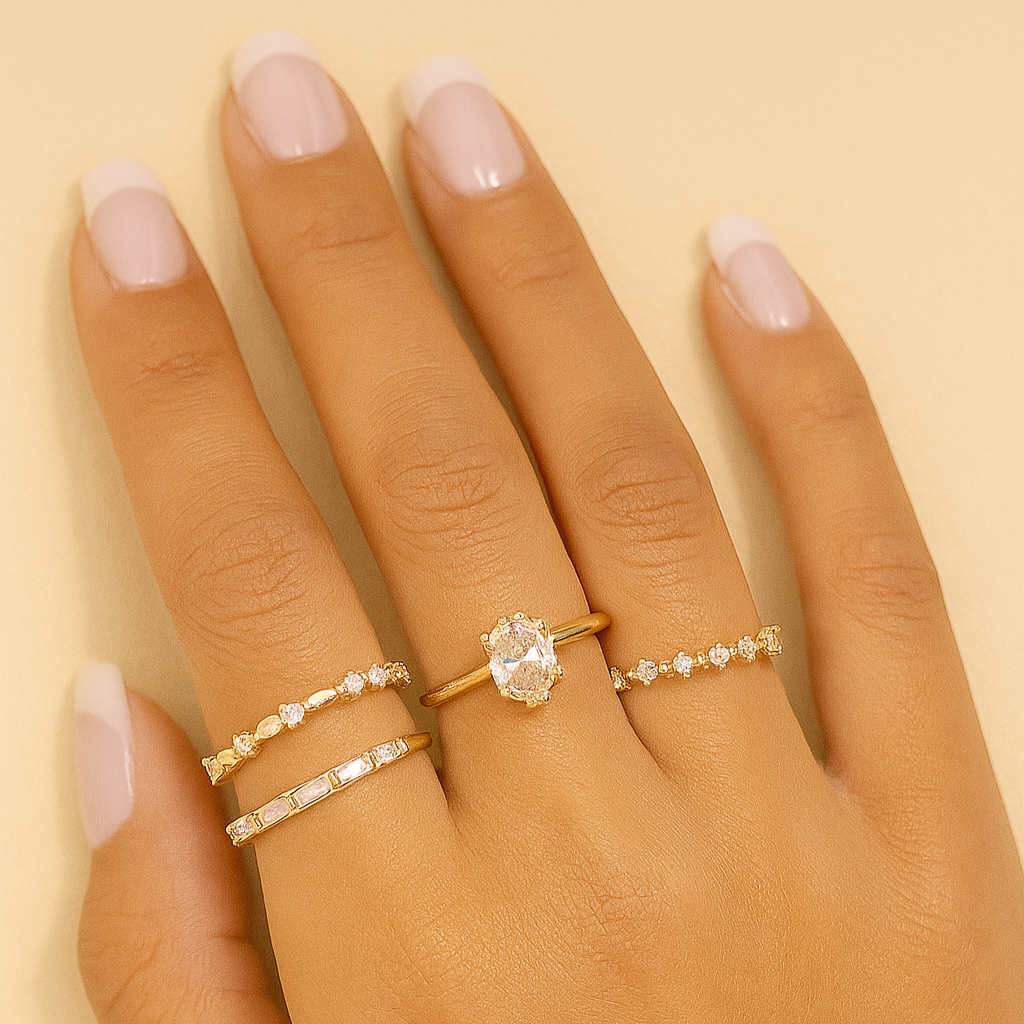 4-Piece Elegant Stacking Ring Set – Sparkling Zirconia Teardrops