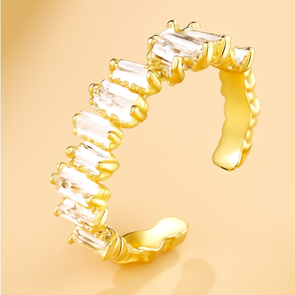 Ring with rhinestone and hip-hop design
