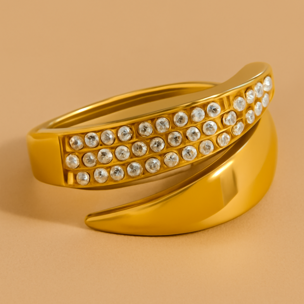 Open ladies' ring with pointed wing design - synthetic zirconia