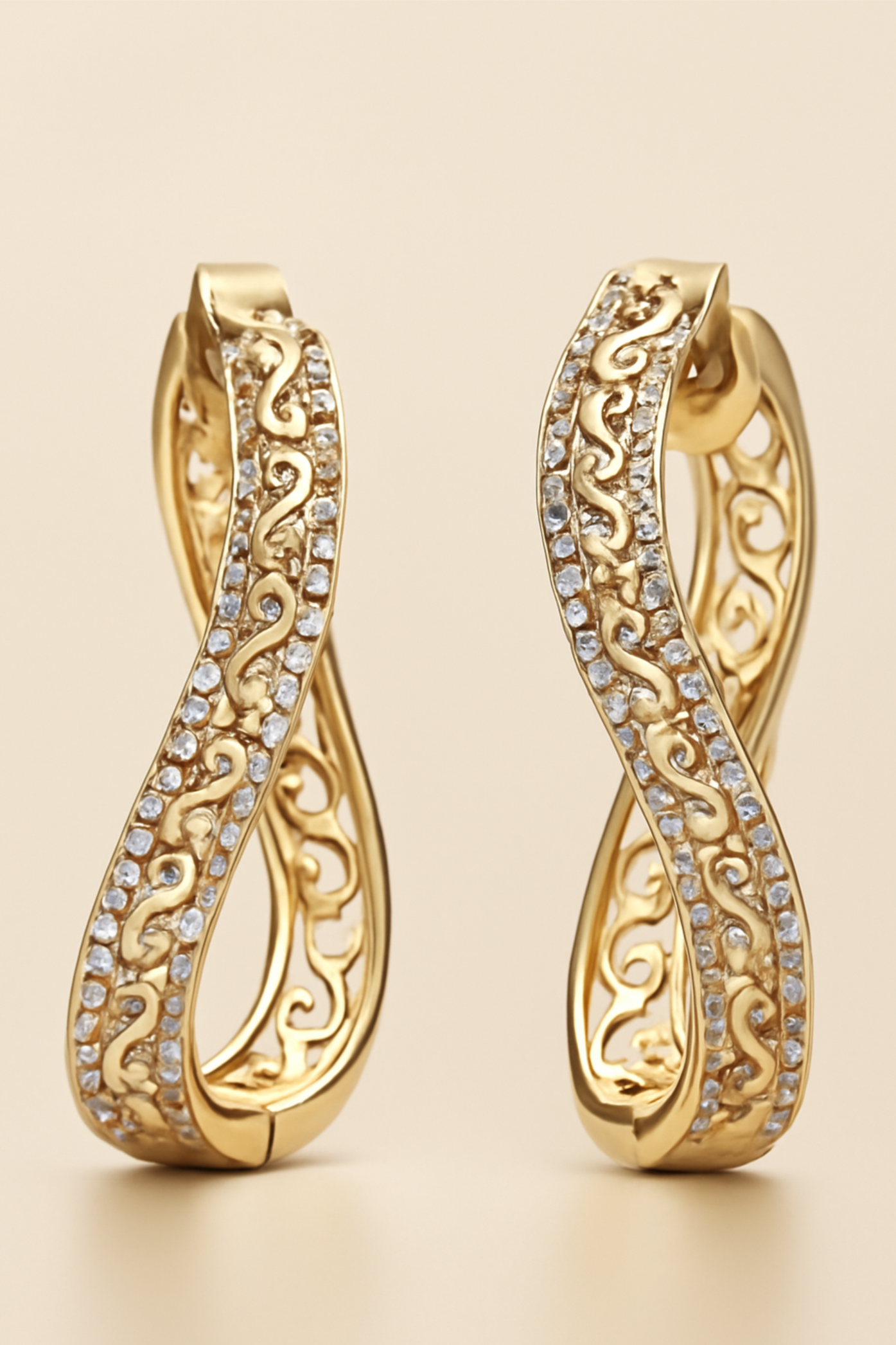 Luxurious gold-plated zirconia earrings with embellishments