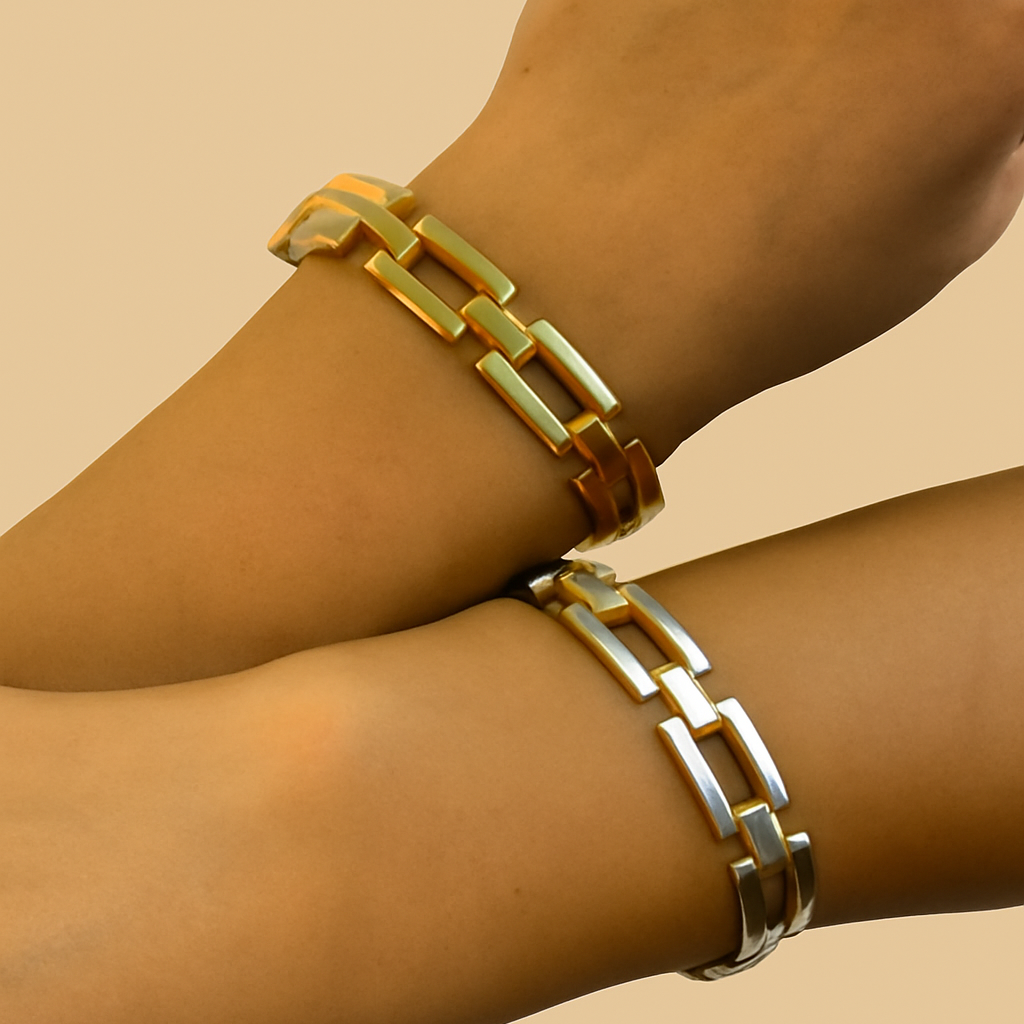 Hollow Gold Bracelet and Versatile Square Bangle
