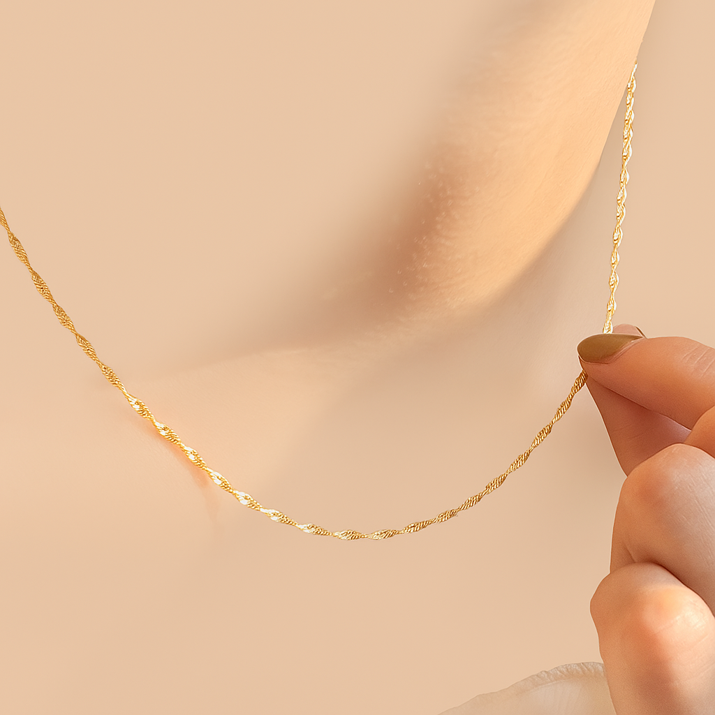 Mila | Minimalist Swaying Necklace