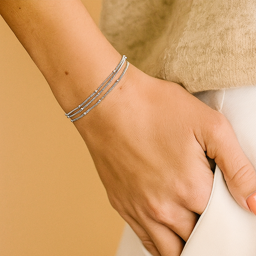 Elegant Minimalist Beaded Chain Bracelet – Simple & Versatile