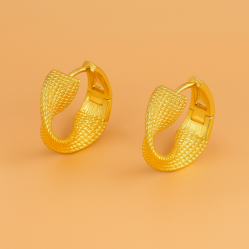 Sculpted Serenity Minimalist Wave Earrings with Golden Flow