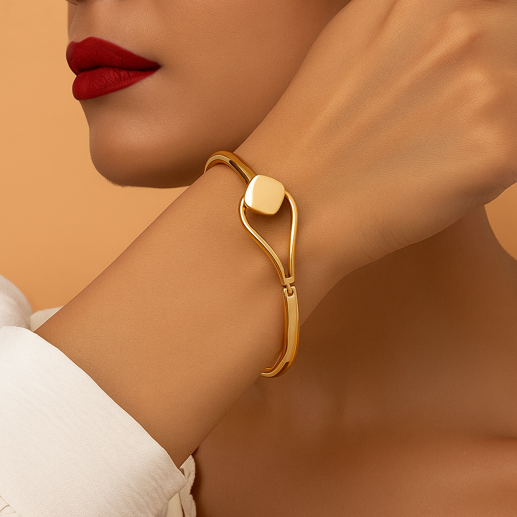 Minimalist 14K Gold-Plated Bracelet for Woman