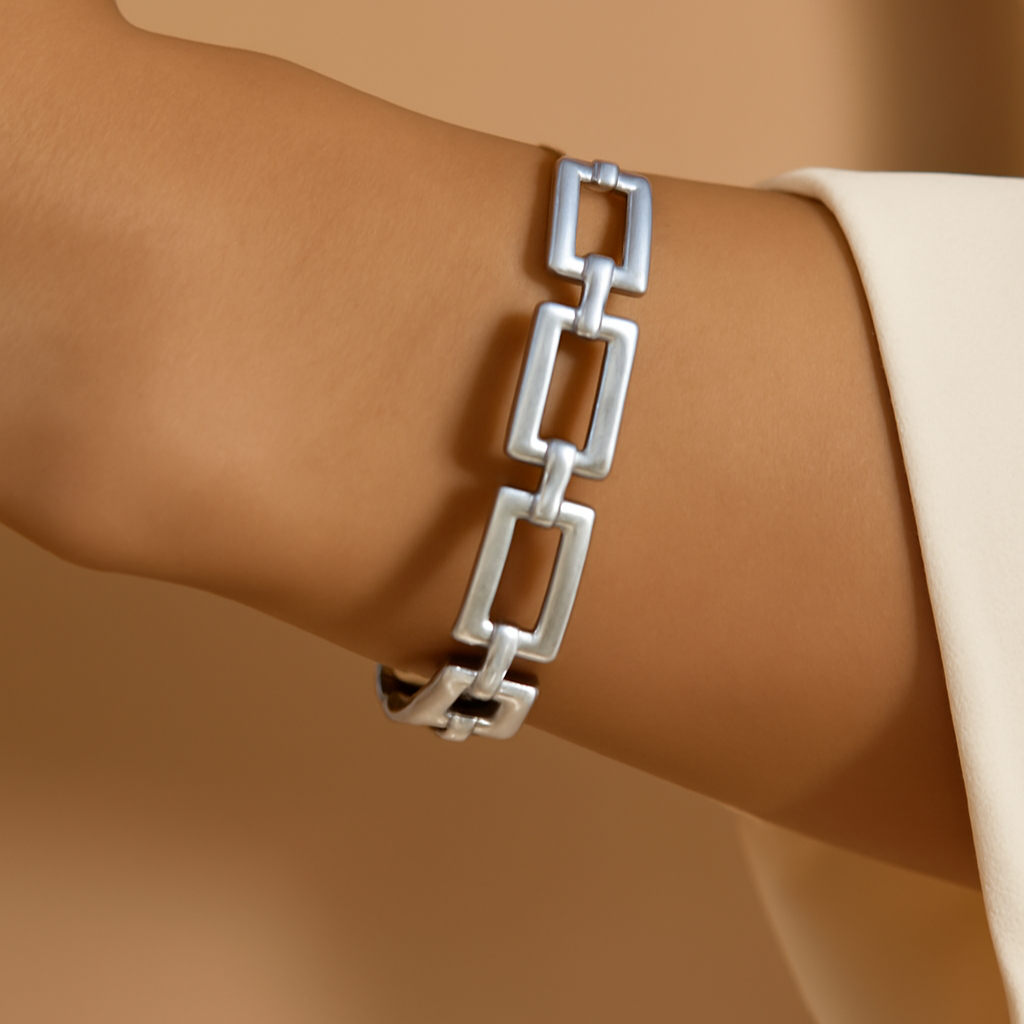 Hollow Gold Bracelet and Versatile Square Bangle