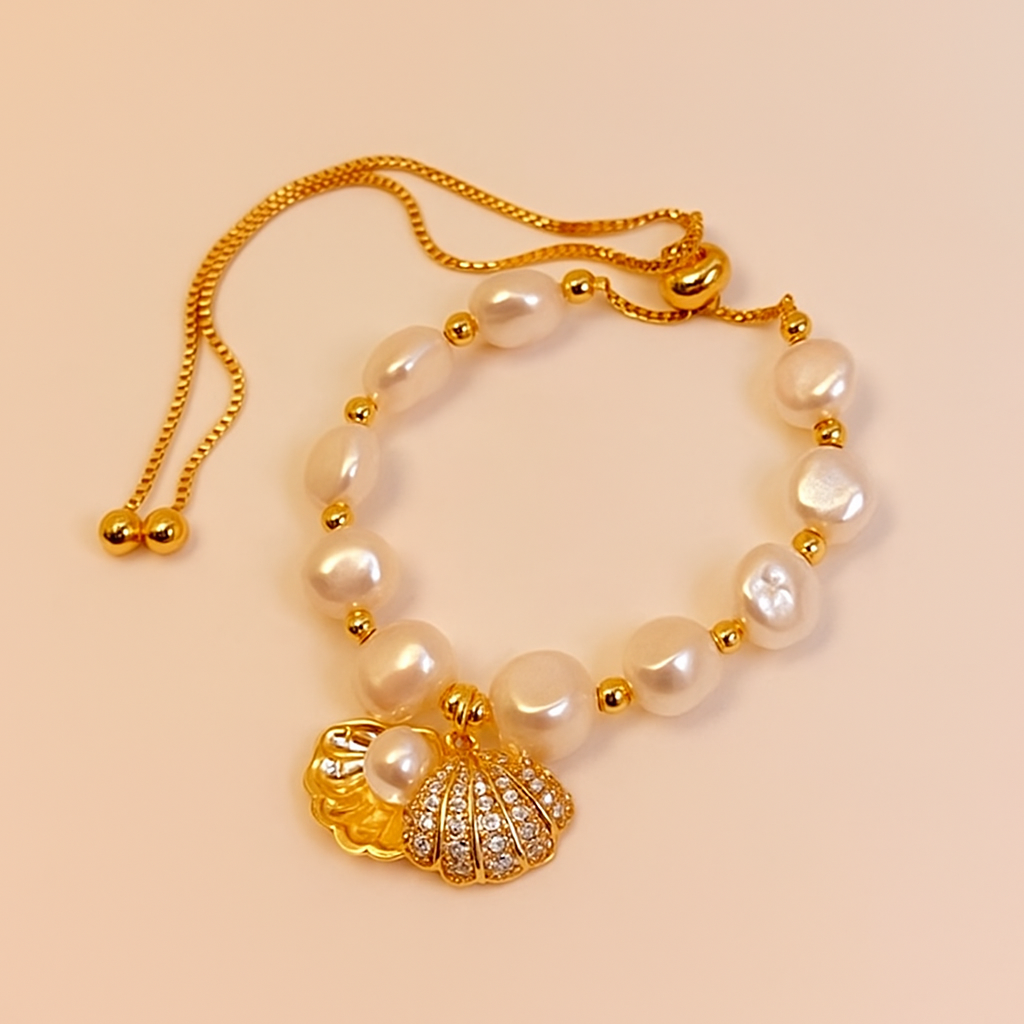 Isla | Baroque Pearl & Shell Bracelet