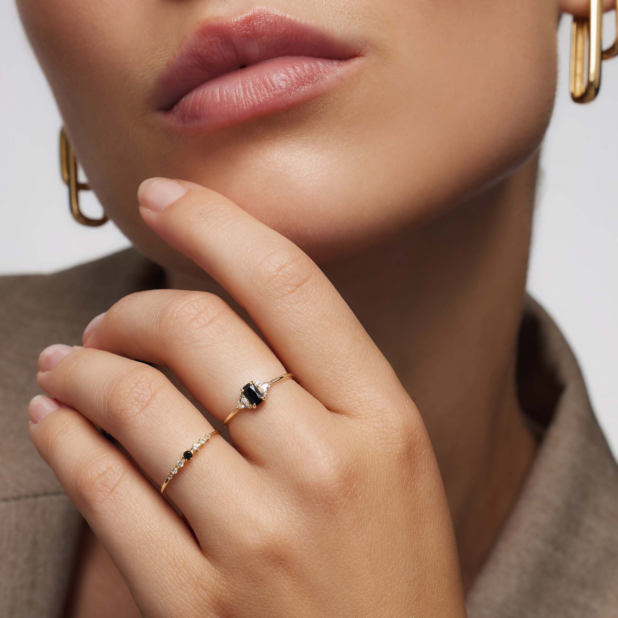 Black Spinel Baguette Ring in 14k Gold