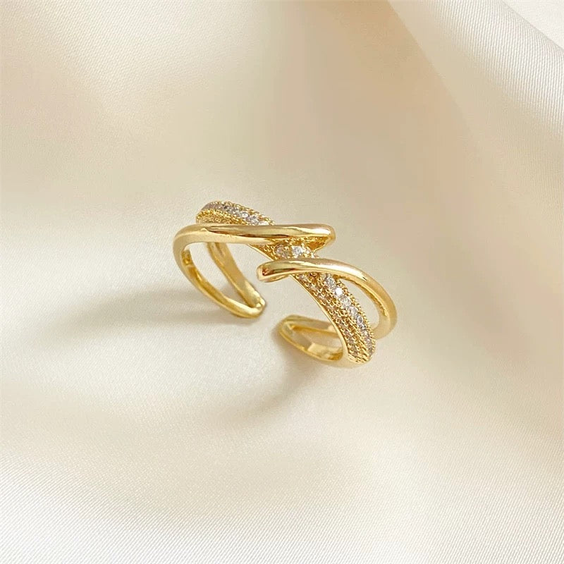 Personalized geometric adjustable ring