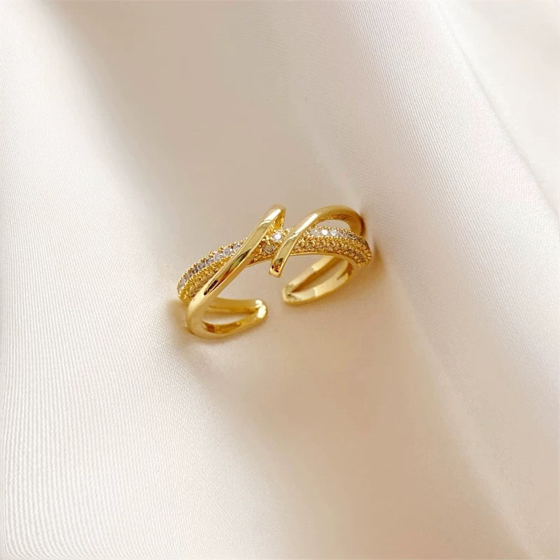 Personalized geometric adjustable ring