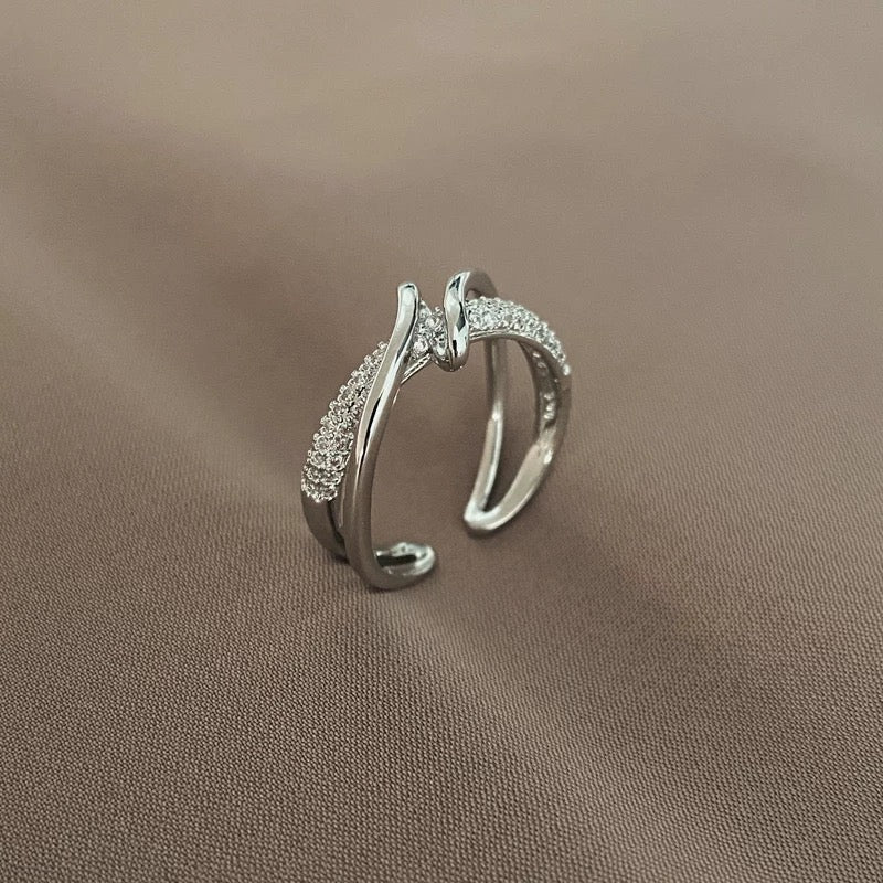 Personalized geometric adjustable ring