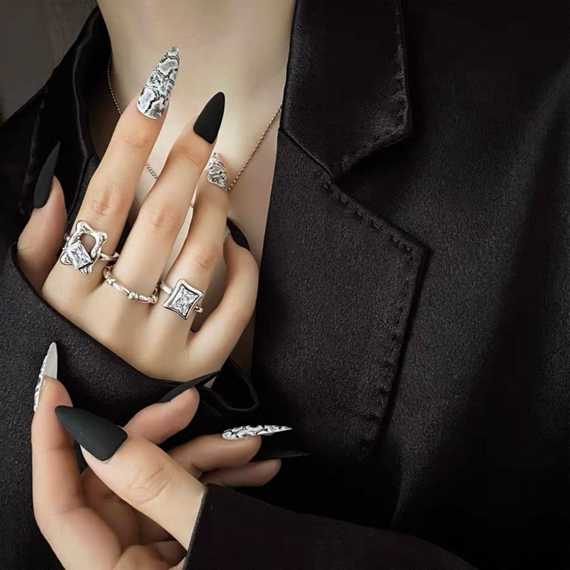 Irregular zirconia ring