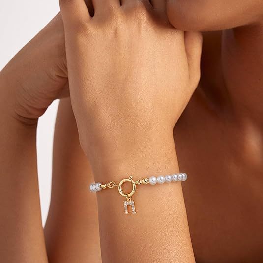 Auden Clé | Personalized Initial Bracelet in 14k Gold