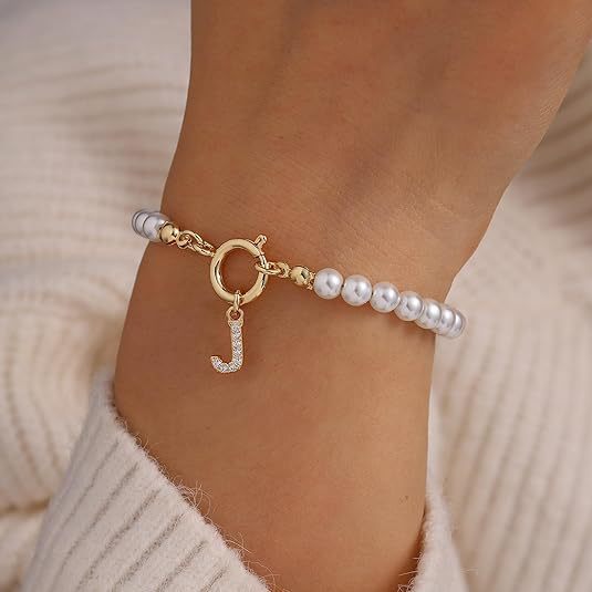 Auden Clé | Personalized Initial Bracelet in 14k Gold