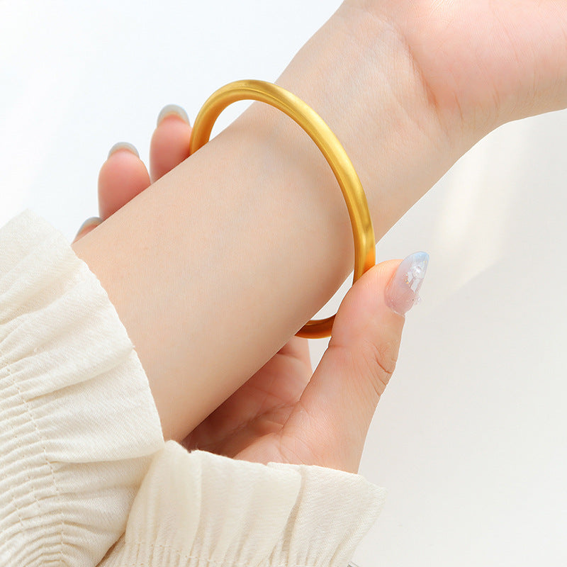 Vivace Minimalist Gold Bangle