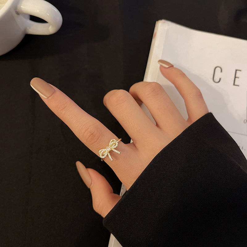 Henrietta Ring with Gold Ribbon
