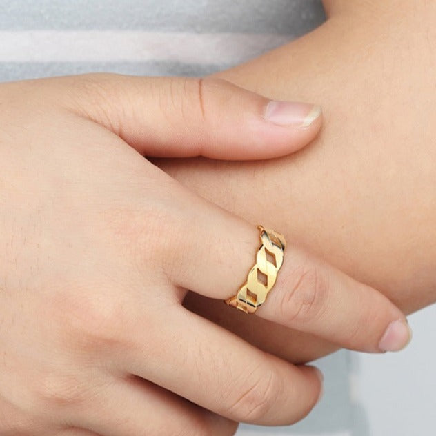 Aster Chain Ring