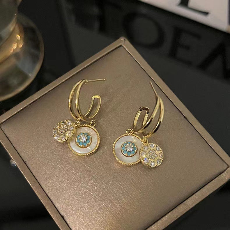 Spectrum Shine: Kaleidoscope-Inspired Gold Earrings