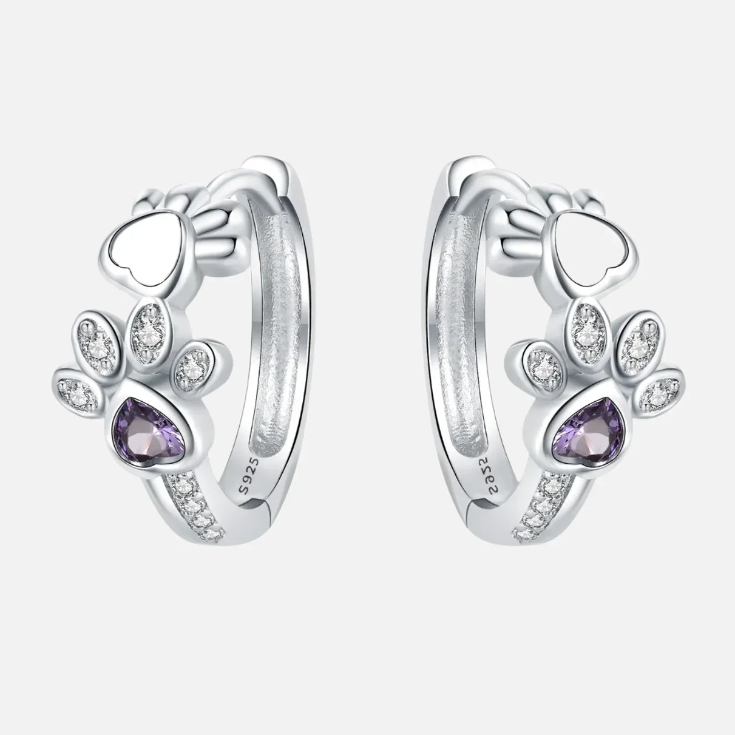 Paw Huggie earrings in 925 silver - with zirconia and heart jewel - eagle