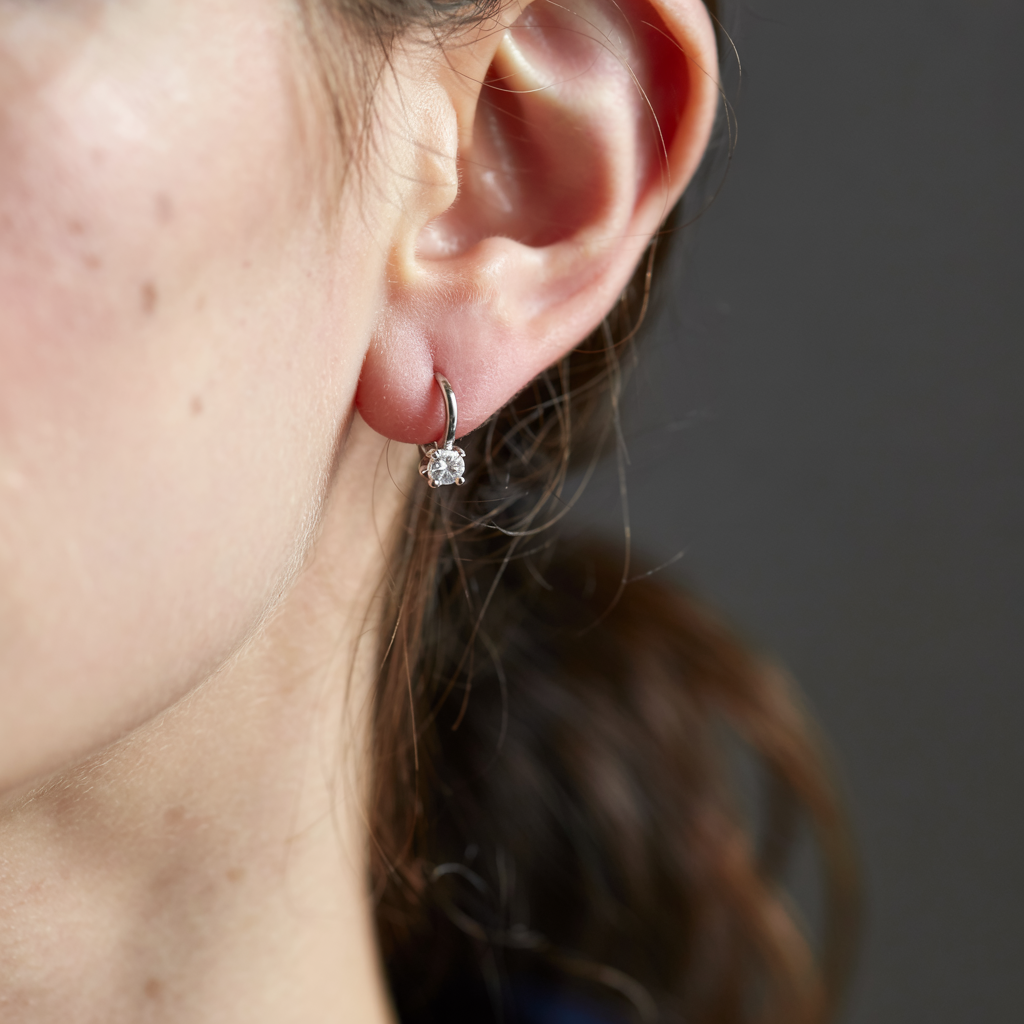 Sparkling Gold Stud Earring