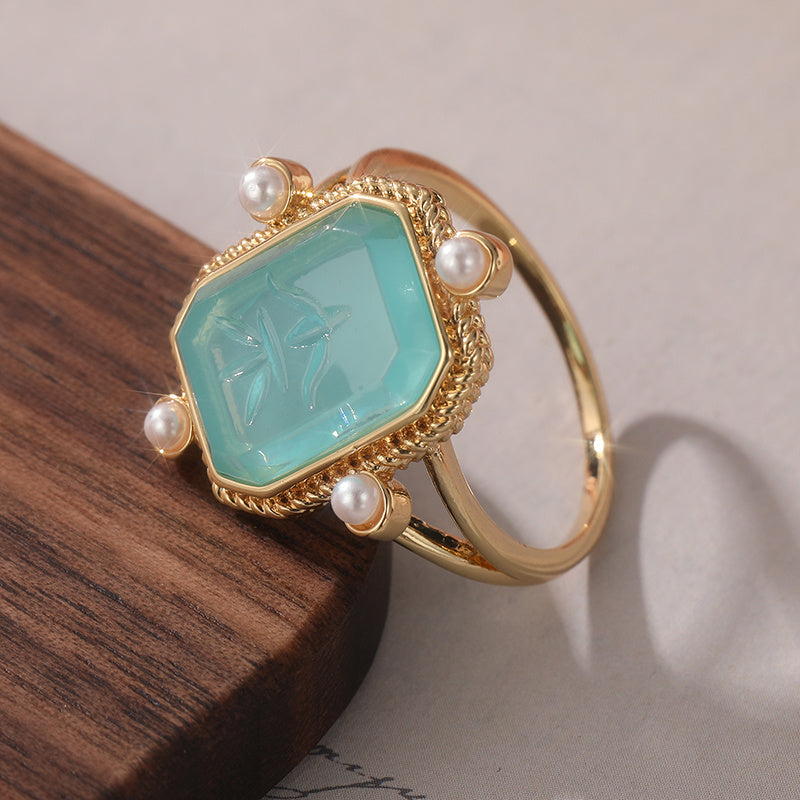 Golden Muse 14K Vintage Pearl Ring Set for Her