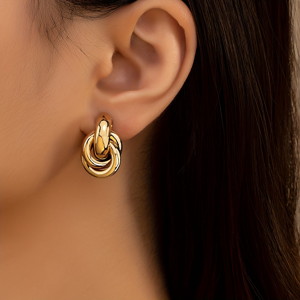 Modern Layered Twist Earrings with Artistic Flair
