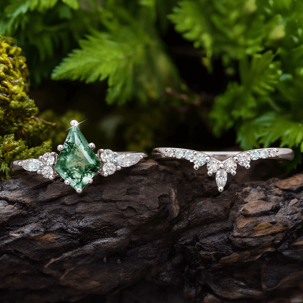 Green moss agate ring in sterling silver