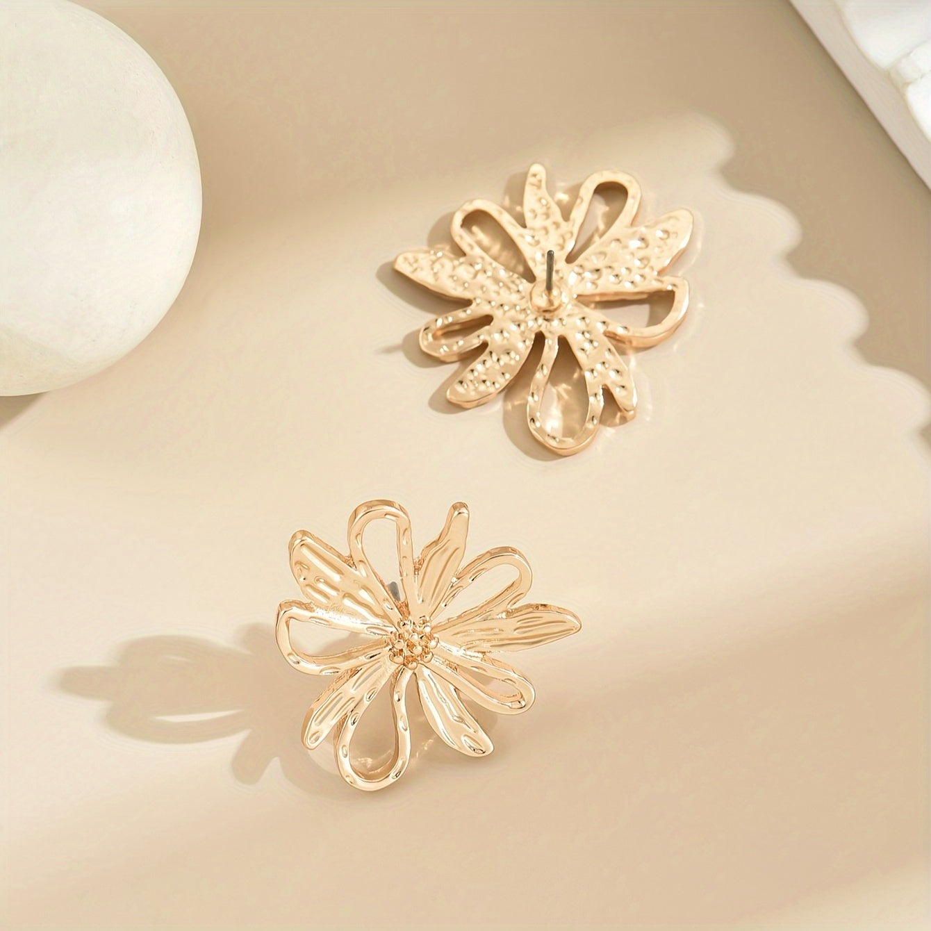 Petal Whispers Retro Inspired Golden Floral Cutout Earrings