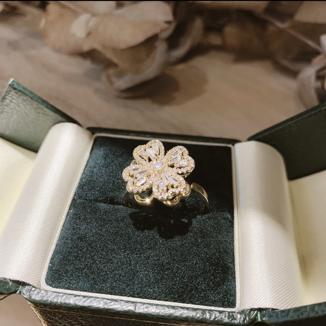 Zircon Ring with Four-Leafed Clover