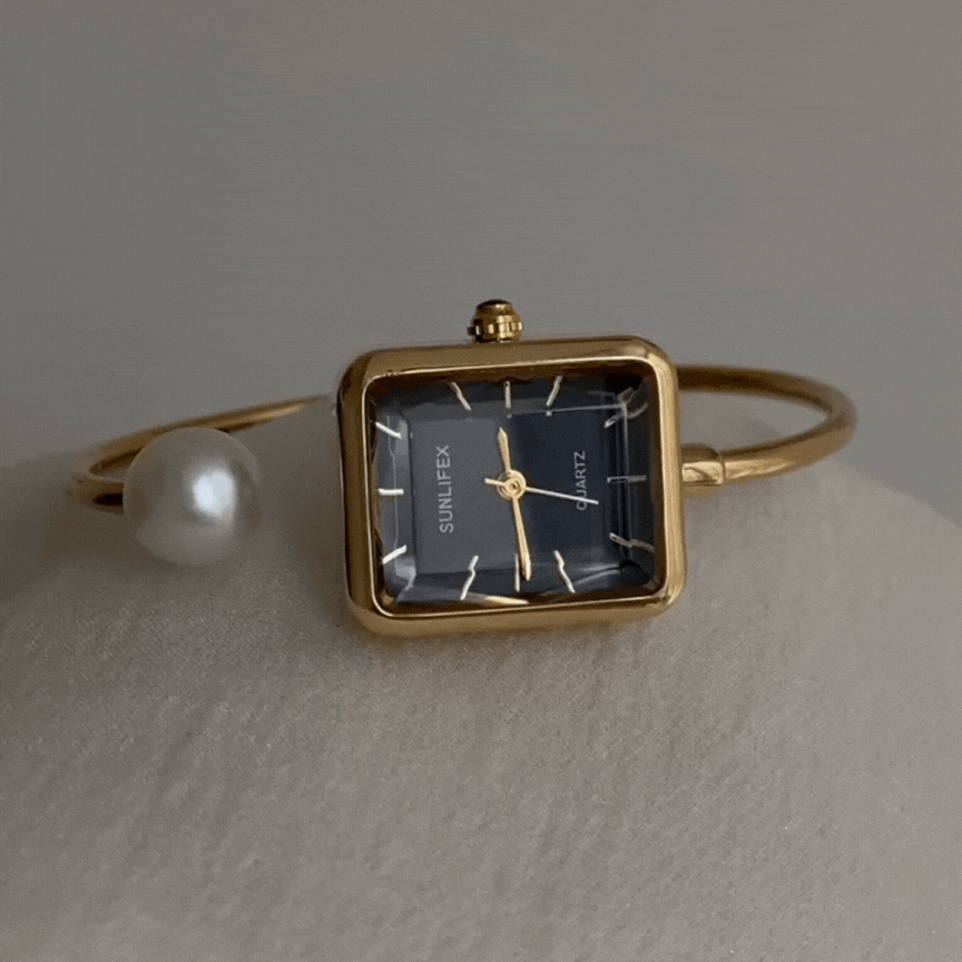 Noir Pearl – Elegant Black & Gold Timepiece with Pearl Detailing