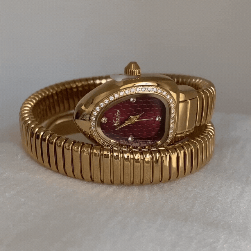 Golden Serpenti Timepiece – Red Dial and Diamond-Set Gold Bracelet