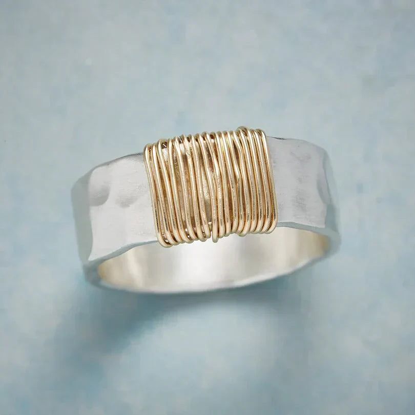 Gold wire ring - Boho-inspired design