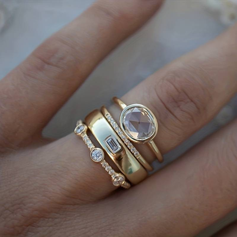 Lily - Vintage Ring Set in Gold