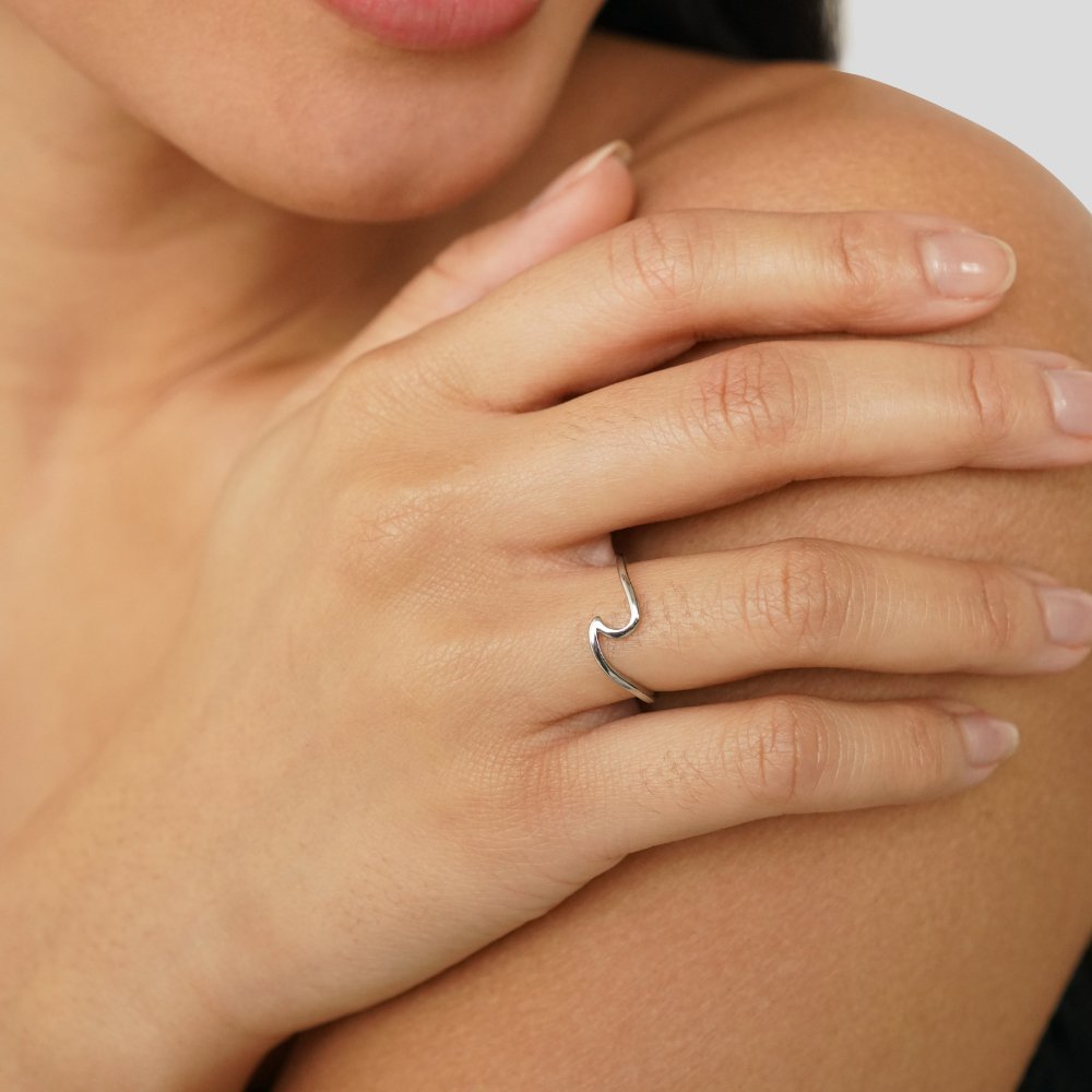 Imari - Silver Wave Ring