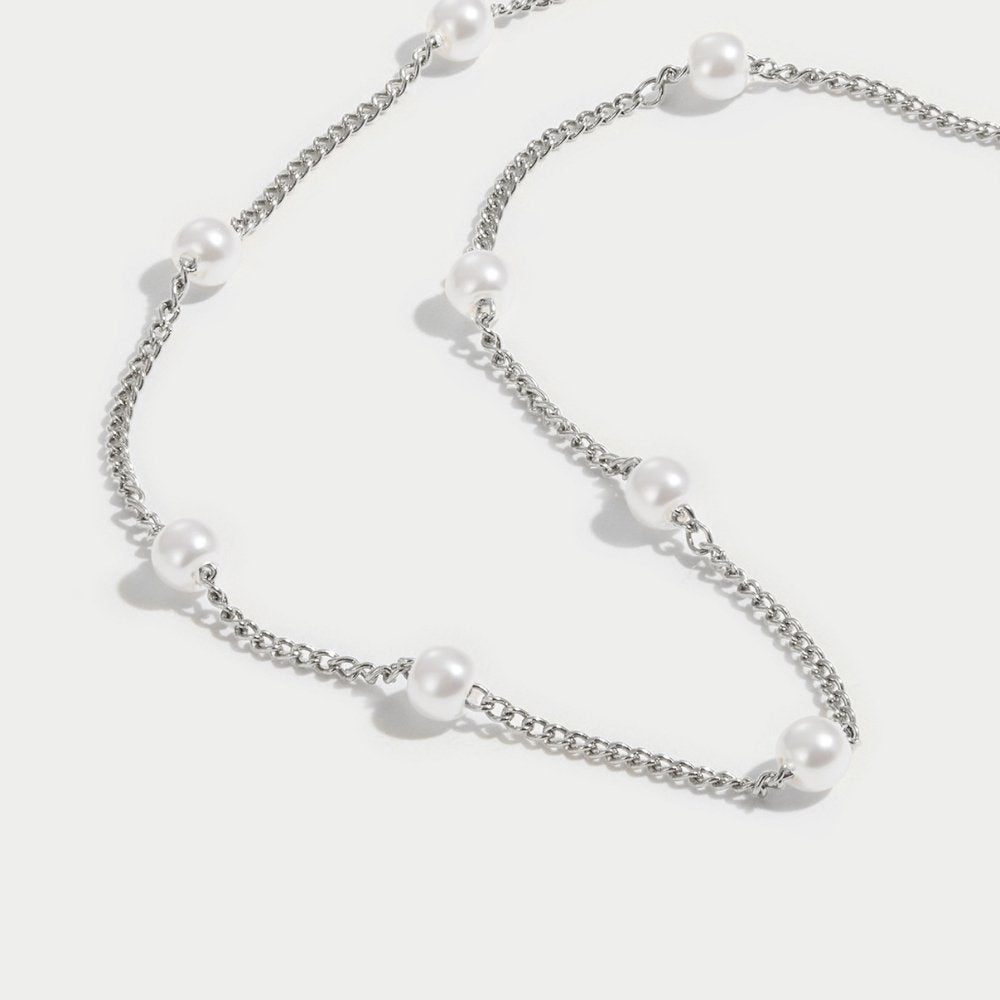 Nura - Silver Pearl Necklace