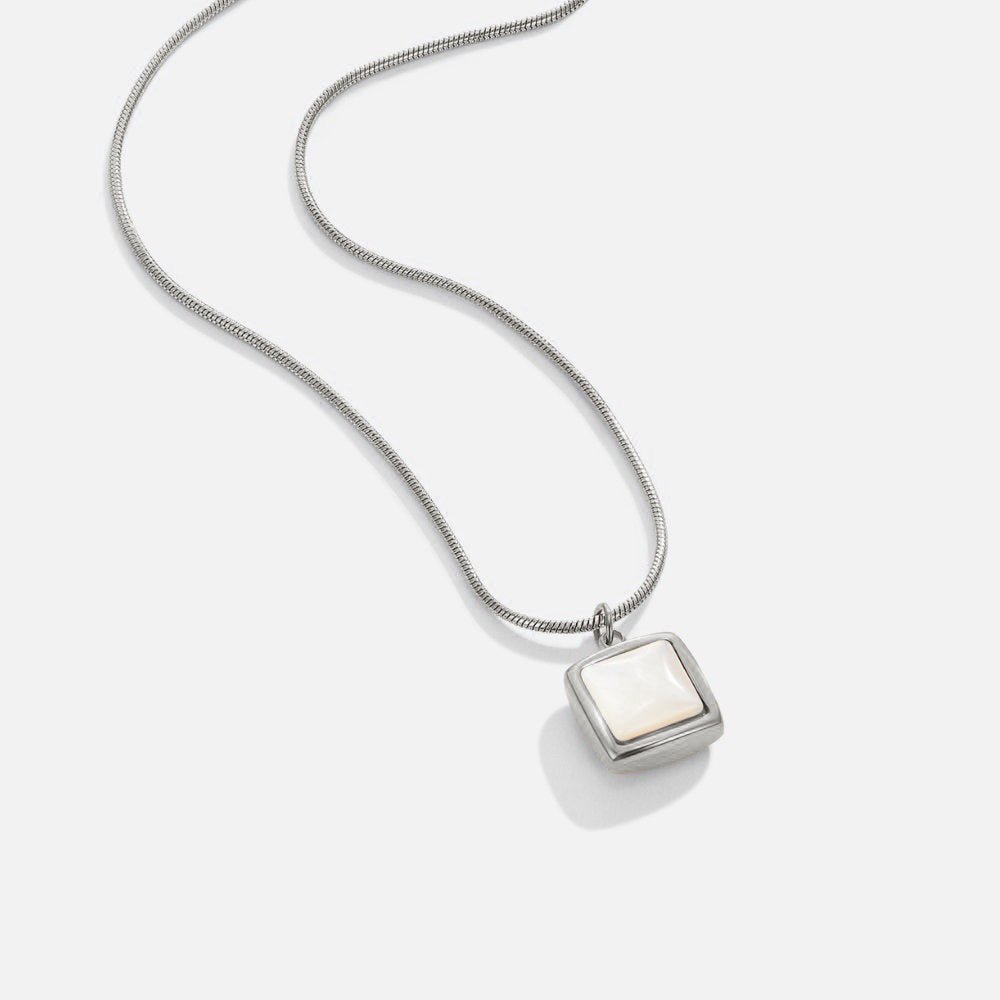 Riva - Moonstone Pendant Necklace