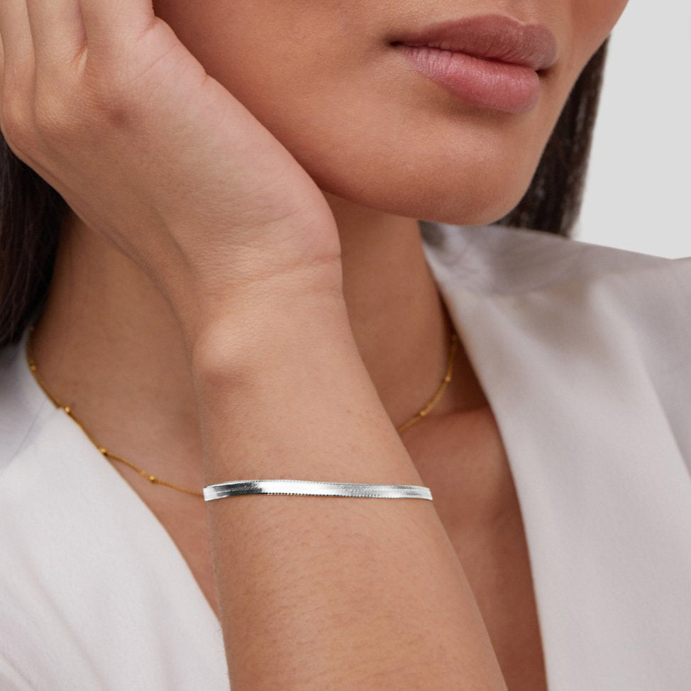Sarya - Silver Snake Chain Bracelet