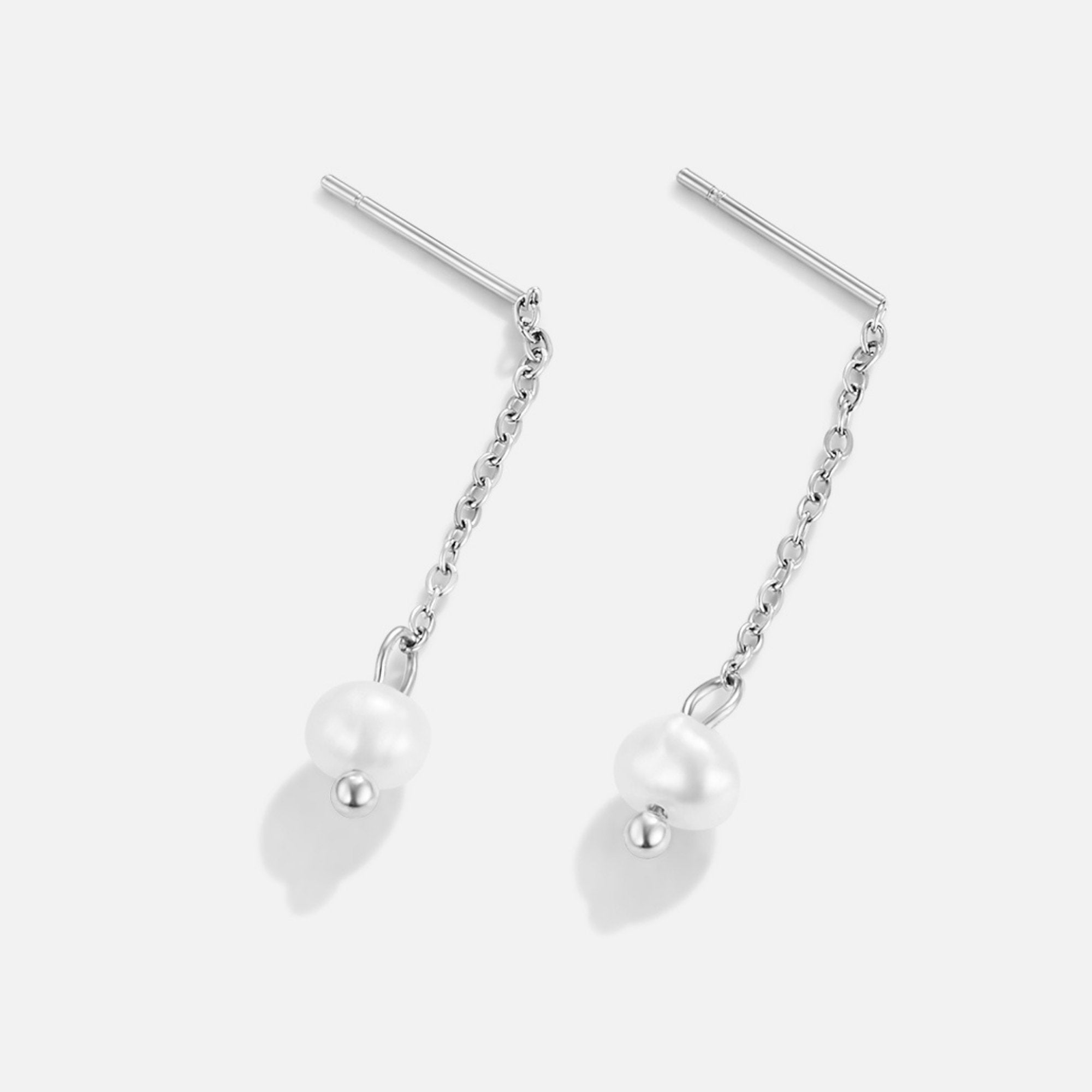 Maria - Silver Pearl Earrings in Drop Design