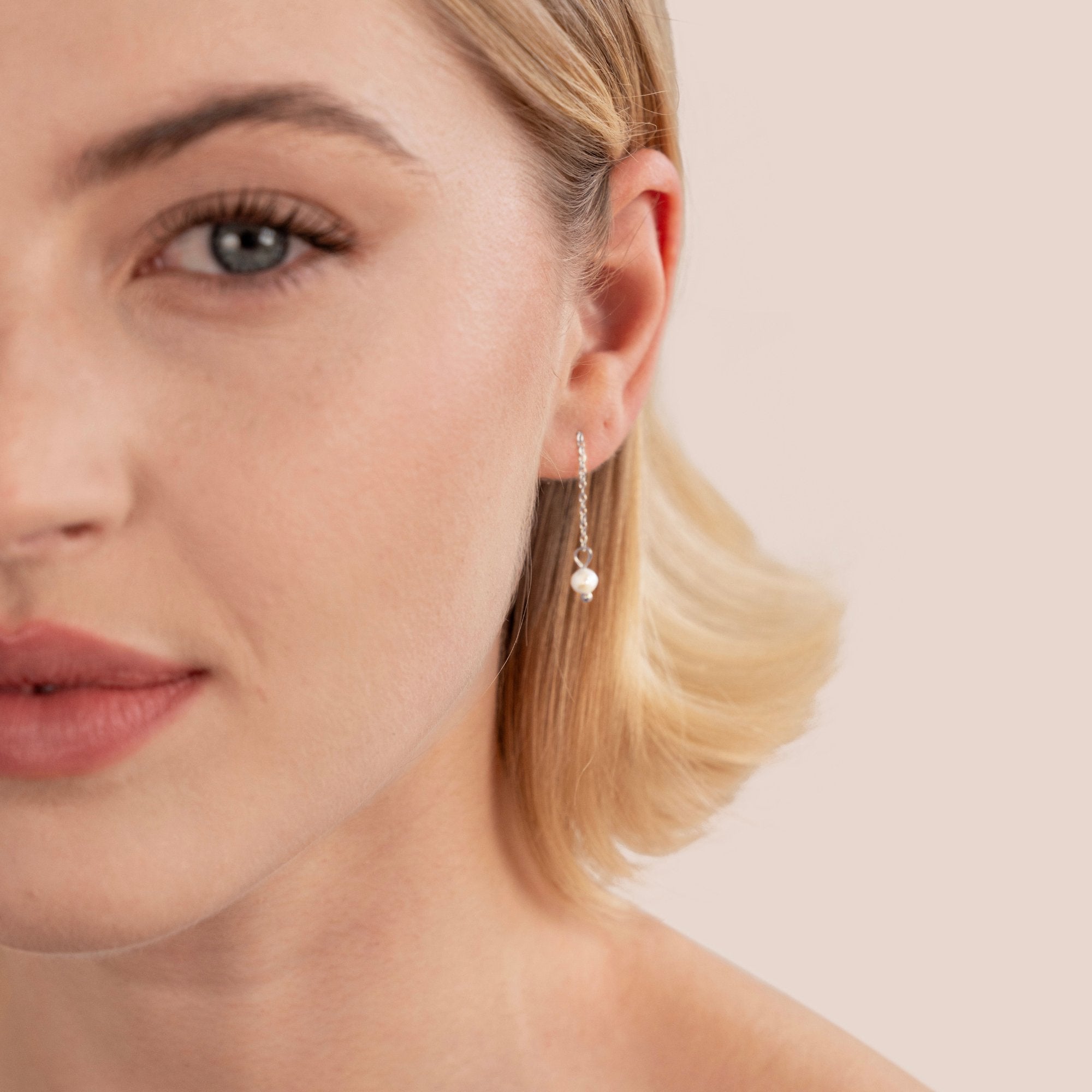 Maria - Silver Pearl Earrings in Drop Design